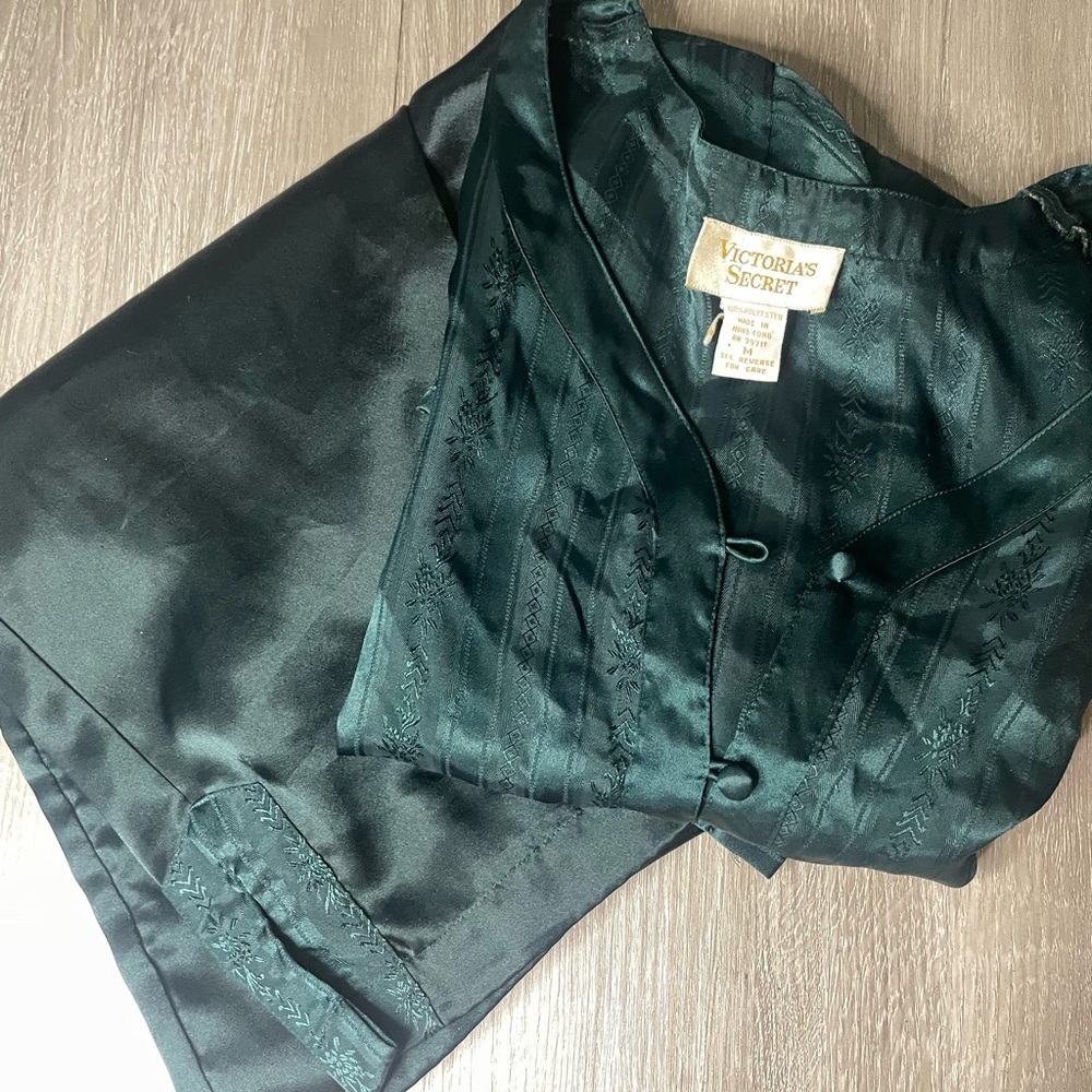 Vintage gold tag victorias secret pajama set